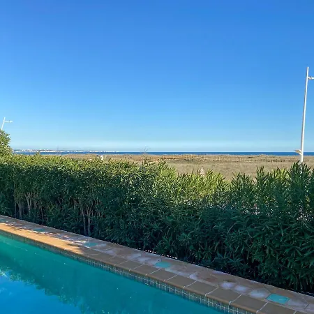 Beachfront With Pool And Stunning Ocean View #1908 公寓