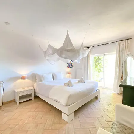 公寓 Beachfront With Pool And Stunning Ocean View #1908 *