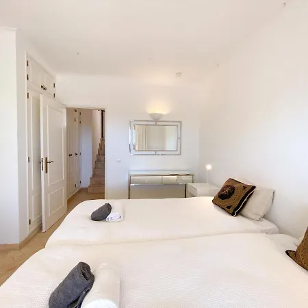 Beachfront With Pool And Stunning Ocean View #1908 * 拉哥斯