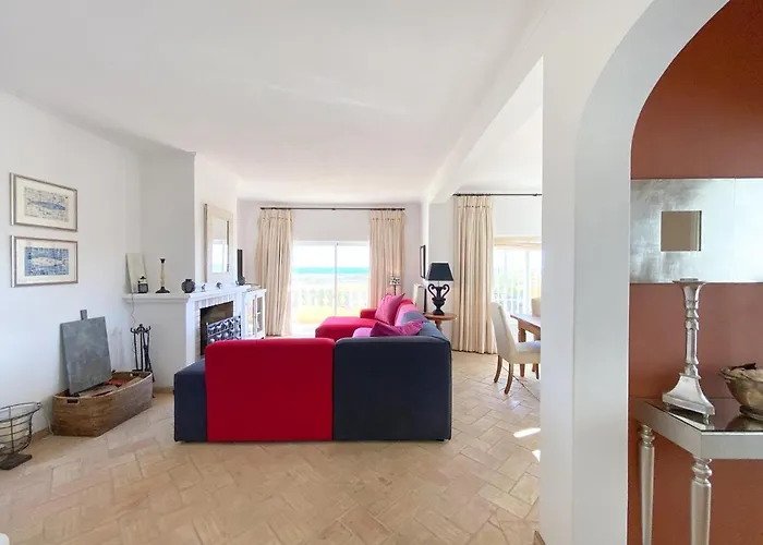 Beachfront With Pool And Stunning Ocean View #1908 *