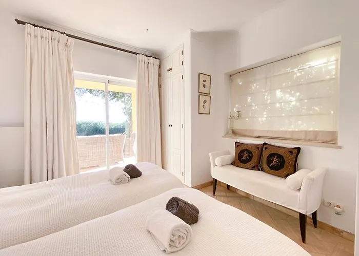 Appartement Beachfront With Pool And Stunning Ocean View #1908 *