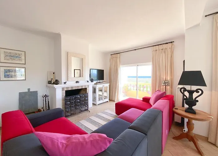 Beachfront With Pool And Stunning Ocean View #1908 Appartement