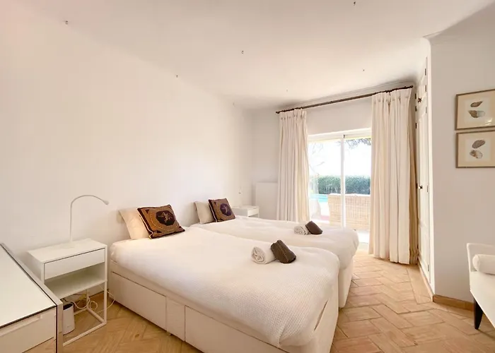 Beachfront With Pool And Stunning Ocean View #1908 Appartement Lagos